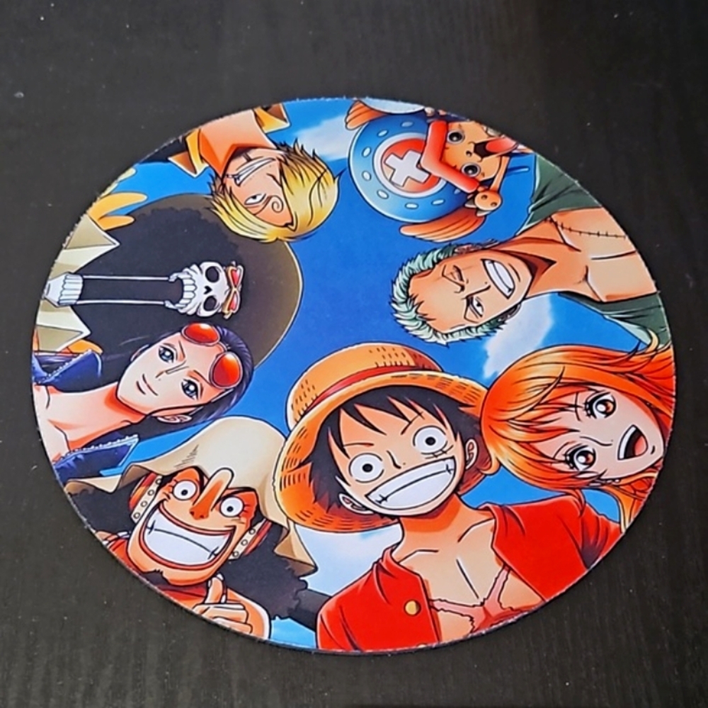 One‎ piece mouse mat